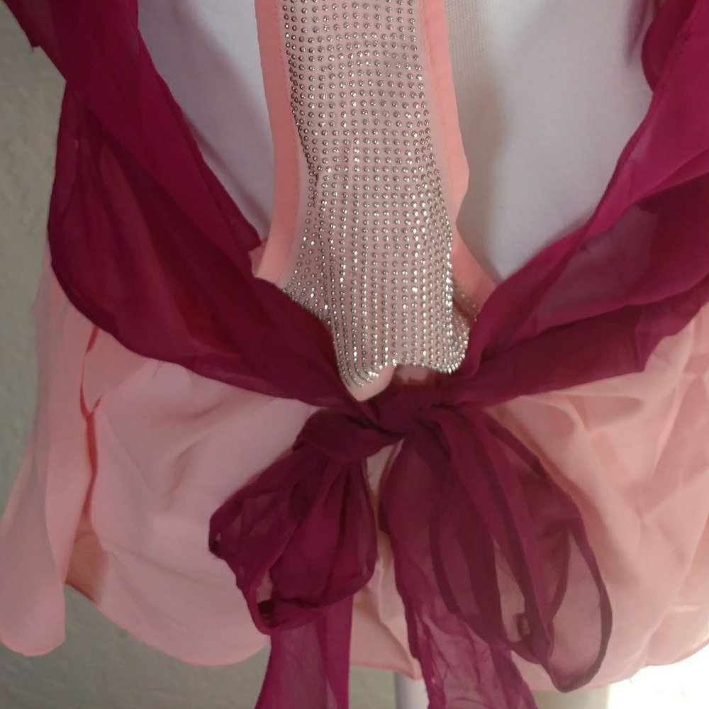 Umgee Open Back Tie Back shirt Top - Picture 7 of 7